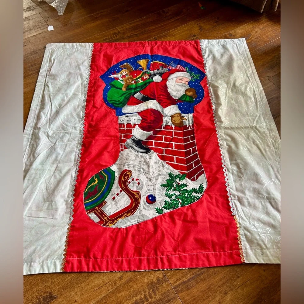 Handmade Christmas Blanket Santa on Chimney in Stocking Back Wreaths